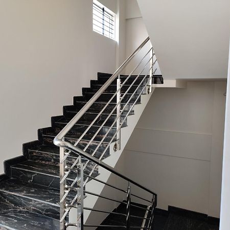 Swag Apartment Мисор Екстериор снимка